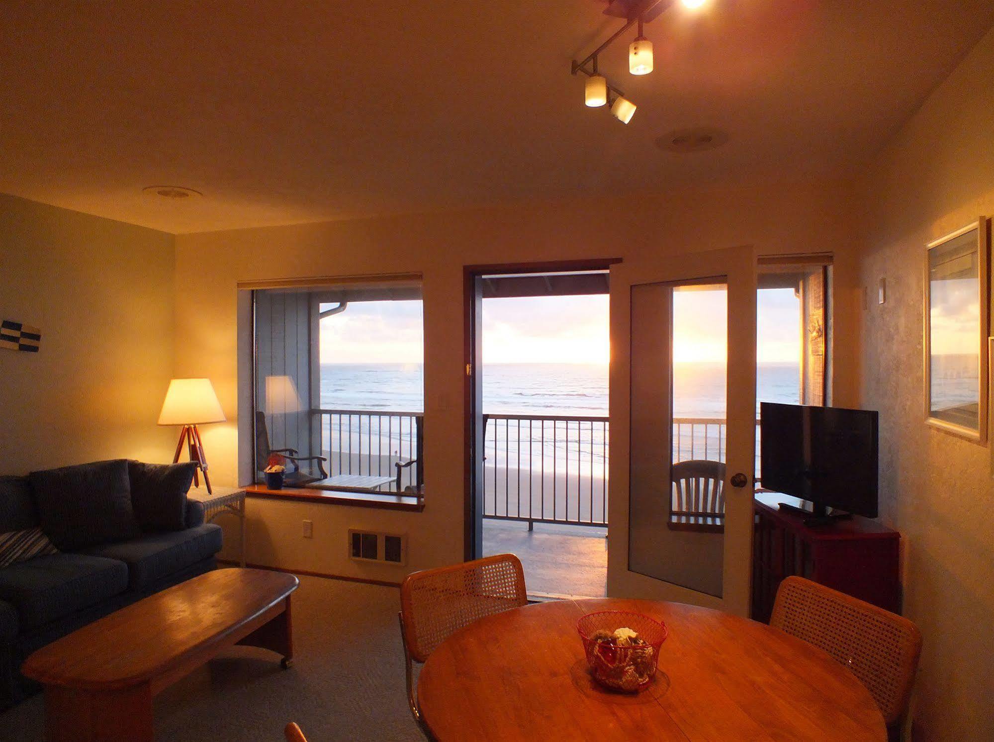 Nye Beach Cottages Newport Kültér fotó